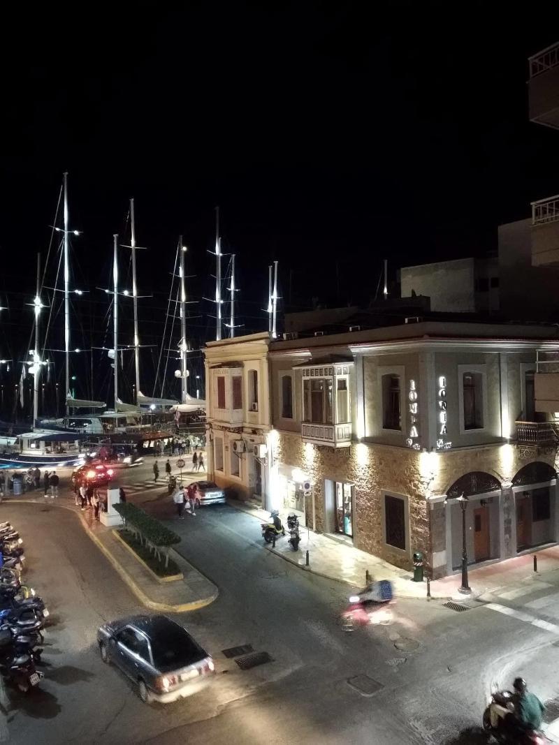 Chios City Inn Екстериор снимка