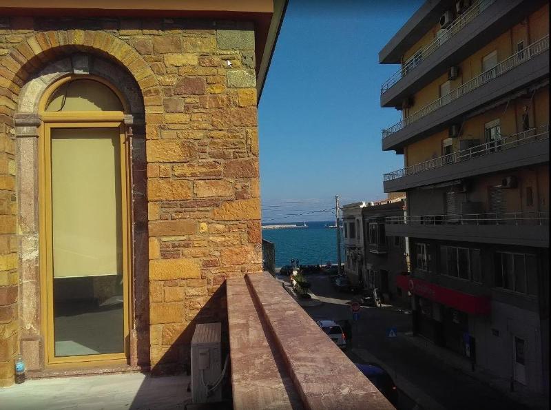 Chios City Inn Екстериор снимка