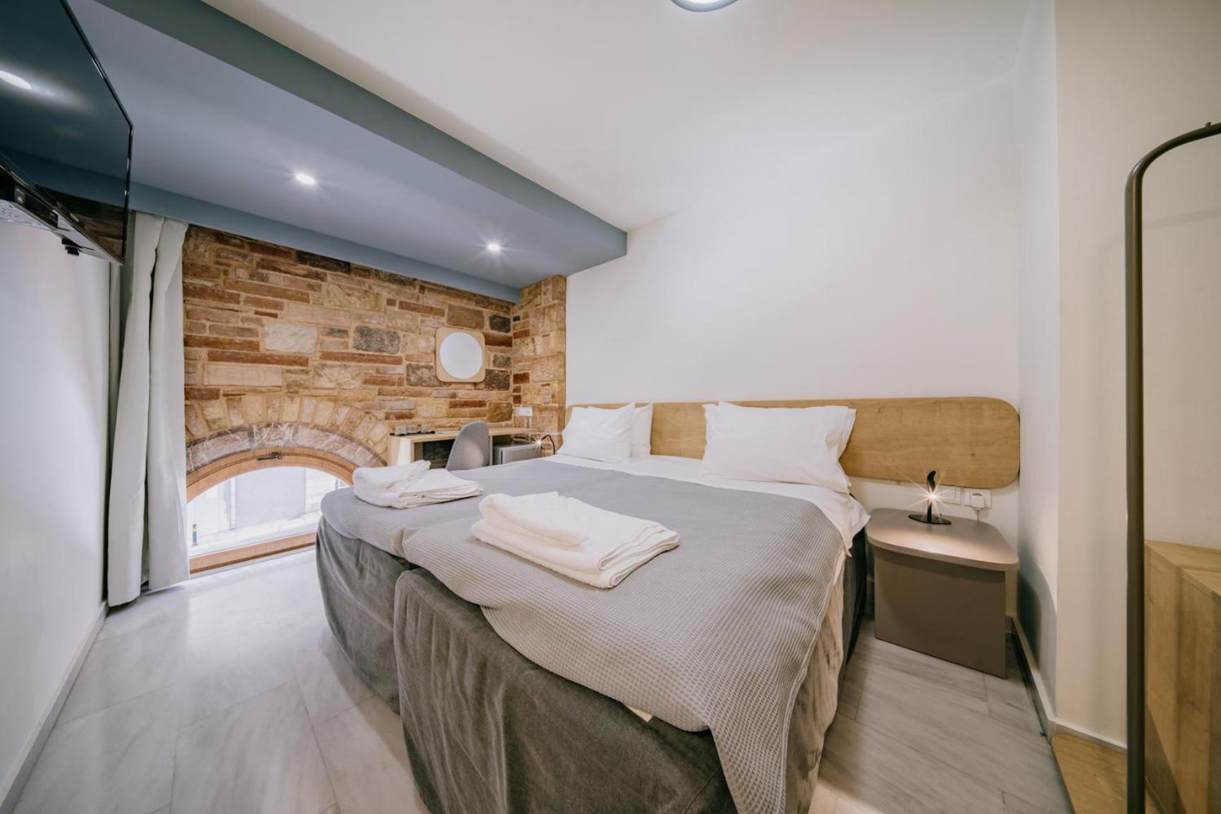 Chios City Inn Екстериор снимка