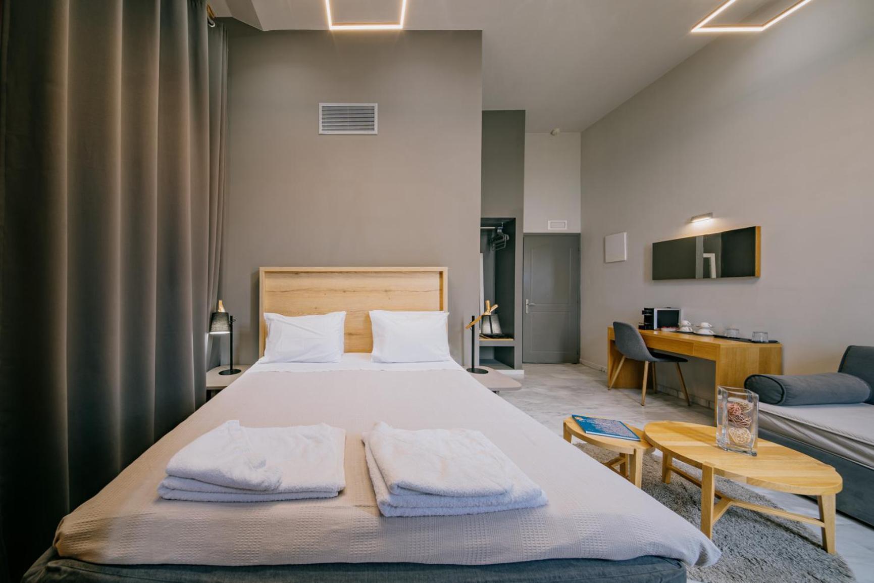 Chios City Inn Екстериор снимка